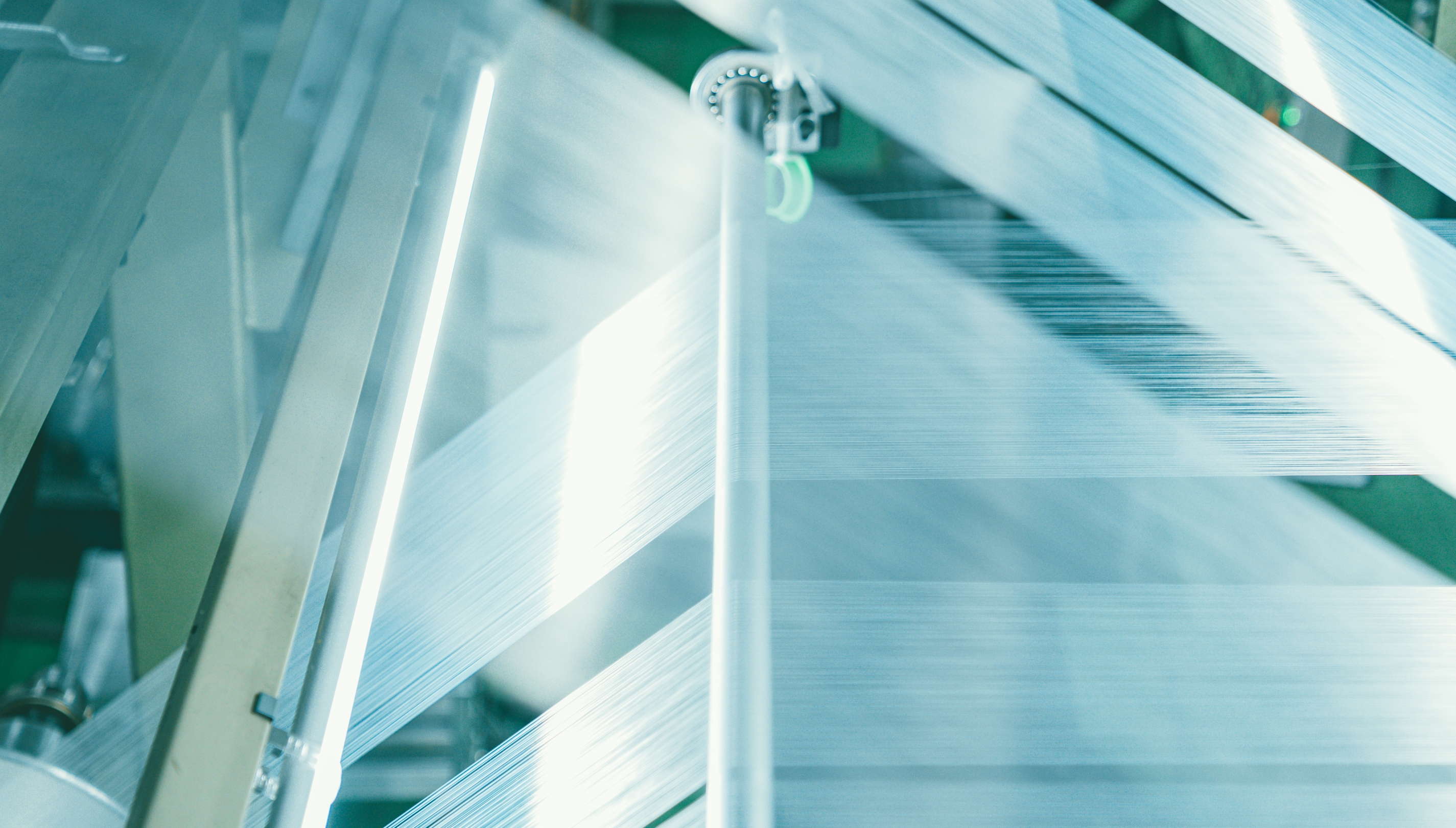 Contributing to a more dynamic world with textiles that blend traditional craftsmanship and innovation.